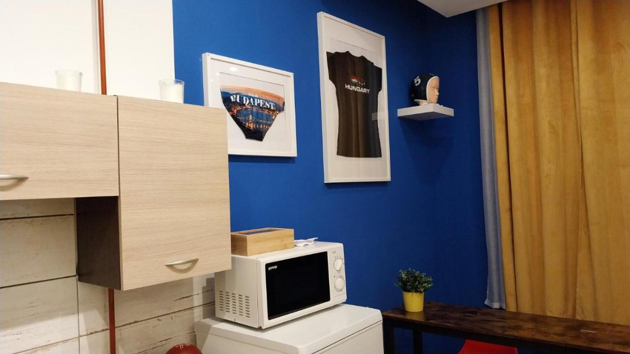 Yellow Blue Apartment Будапеща Екстериор снимка
